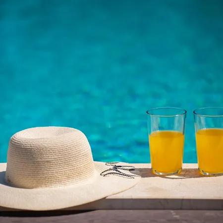 Florinda With Pool And Prime Location Near Split فيلة *